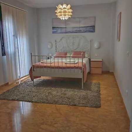 602 Moderno Y Amplio En Valdeolleros 코르도바